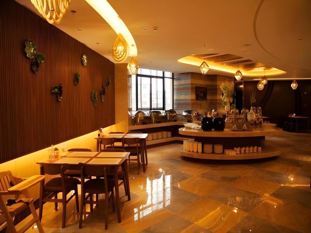 Jinjiang Metropolo Hotel - Liyang Tianmu Lake Changzhou  Exterior foto